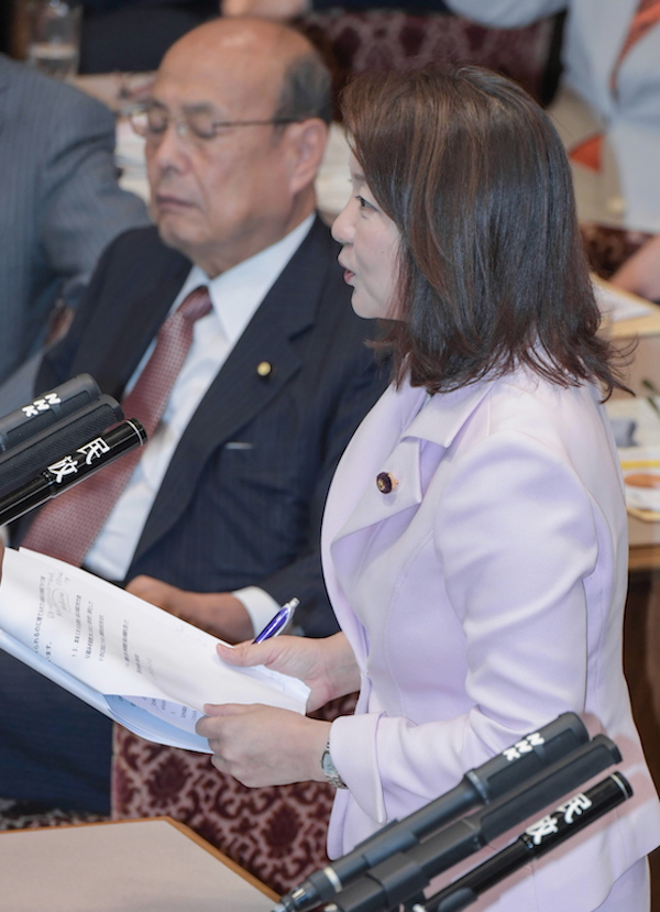 22励ます会ニュース1（ひとり親）.jpg
