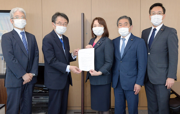 22励ます会ニュース1（国の基金管理）.jpg